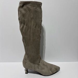 Kenneth Cole Reaction Women’s Baylis Gray Knee High Boots, Size 8.5 M